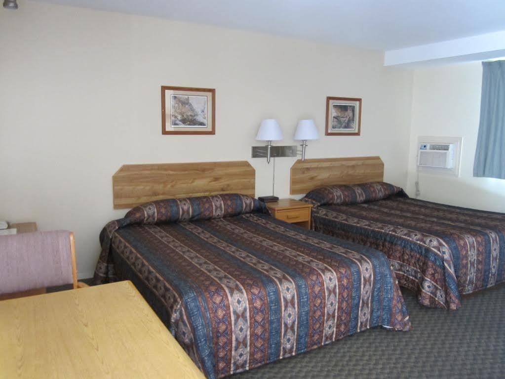 Canada'S Best Value Desert Inn & Suites Cache Creek Dış mekan fotoğraf